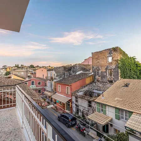 Port View Modern Apartment, Corfu Town Apartmán *