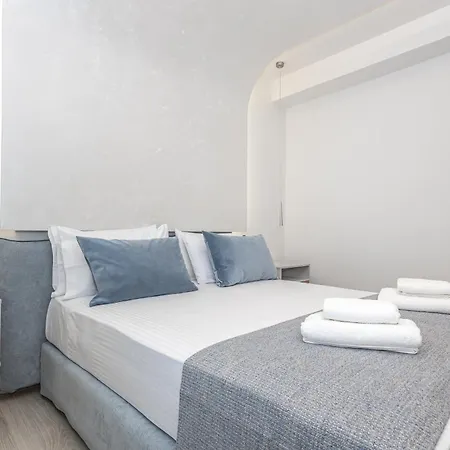 Port View Modern Apartment, Corfu Town Apartment *