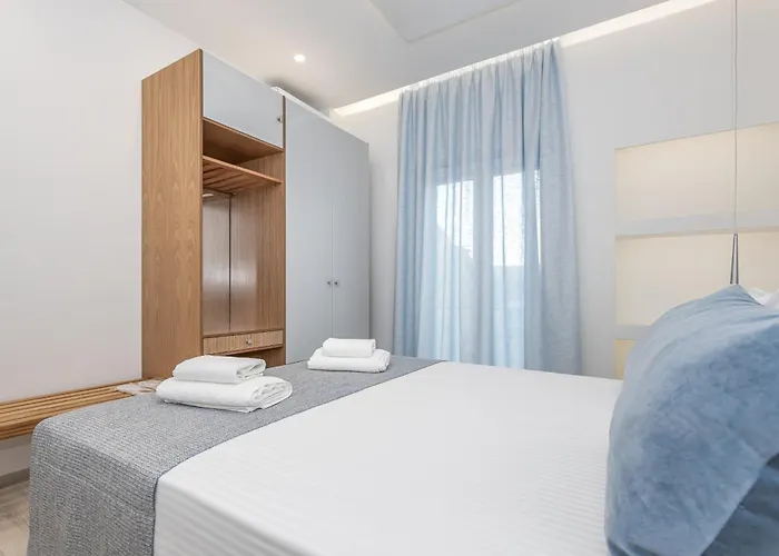 Port View Modern Apartment, Corfu Town * Corfu (city)